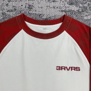 MT1703 Abbigliamento Sportivo da Uomo Stile Regolare Personalizzato con <span class=keywords><strong>Stampa</strong></span> Serigrafica <span class=keywords><strong>e</strong></span> Ricamo, Maglia a Maniche Lunghe con Collo Tondo <span class=keywords><strong>e</strong></span> Maniche Raglan per Uomo - Product Image 2