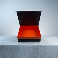 Boîte cadeau rigide de luxe noir mat et orange avec logo personnalisé, boîte cadeau magnétique en papier pour vêtements et électronique