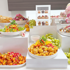 Boîte de présentation en acrylique pour gâteaux et desserts, présentoir de buffet, présentoir vertical de mariage avec base creuse - Product Image 1