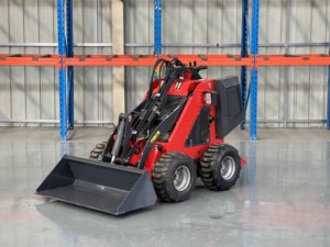 Trung Quốc hot <span class=keywords><strong>Mini</strong></span> Skid chỉ đạo Bộ nạp với EPA CE miễn phí vận chuyển earthmoving máy móc theo dõi <span class=keywords><strong>loader</strong></span> xô bán thành phần cốt lõi động cơ - Product Image 3