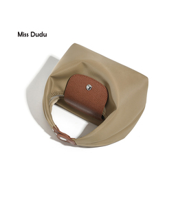 Bolso de Hombro de Cuero para Mujer Miss Dudu, Color Sólido, Cierre de Solapa Magnético, Estilo Clásico, Bolso de Mano para Uso Diario - Product Image 4
