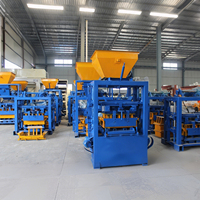Línea de producción de bloques de hormigón huecos de alta eficiencia, línea de producción de ladrillos, moldes de bloques de cemento personalizables, sitios de construcción