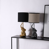 Lampe de bureau moderne et personnalisée en forme d'éléphant, couleur argent, lampe de chevet de chambre à coucher, vente en gros, 2020