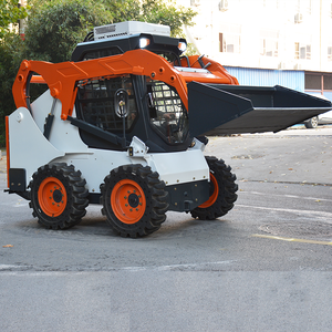 China <span class=keywords><strong>Mini</strong></span> Skid Stuur Lader Met Geïmporteerde Benzine Dieselmotor Hoge Kwaliteit Skid Loader Gratis Verzending - Product Image 5