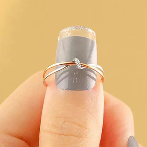 CAOSHI Dainty Two Tone Plated Twist Design Sparkling Round Zircon Anillos finos para compromiso nupcial CZ Anillos Joyería para mujeres - Product Image 5