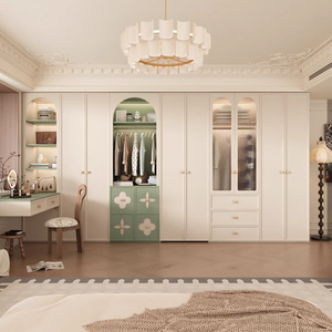 Armoire moderne minimaliste crème style français, porte laquée courbée avec étagères contrastées, vitrine latérale pour rangement de chambre - Product Image 5