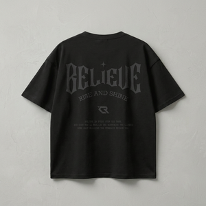 เสื้อยืดผู้ชาย Believe Rise Shine ทรงปกติ สีดำ แขนสั้น คอกลม สไตล์สตรีท ผ้าถักเฟรนช์เทอร์รี่ แห้งเร็ว ระบายอากาศได้ดี - Product Image 1