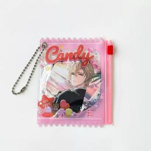 Bolsa de PVC resellable estilo caramelo, estuche protector para botones/pins, bolsa para artículos de personajes con cadena colgante - Product Image 6