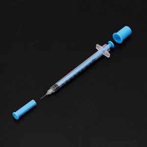 Seringues à <span class=keywords><strong>insuline</strong></span> stériles jetables bleues avec aiguille U-100 U-40 0,5 cc (<span class=keywords><strong>ml</strong></span>) <span class=keywords><strong>1</strong></span> cc (<span class=keywords><strong>ml</strong></span>) prêtes à être expédiées, couleurs neuves et design innovant - Product Image 1