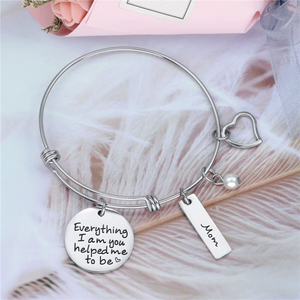 Bracelet ajustable en acier inoxydable avec inscription personnalisée « Tout ce que je suis, tu m'as aidé à devenir », idéal pour les cadeaux de la fête des mères - Product Image 3