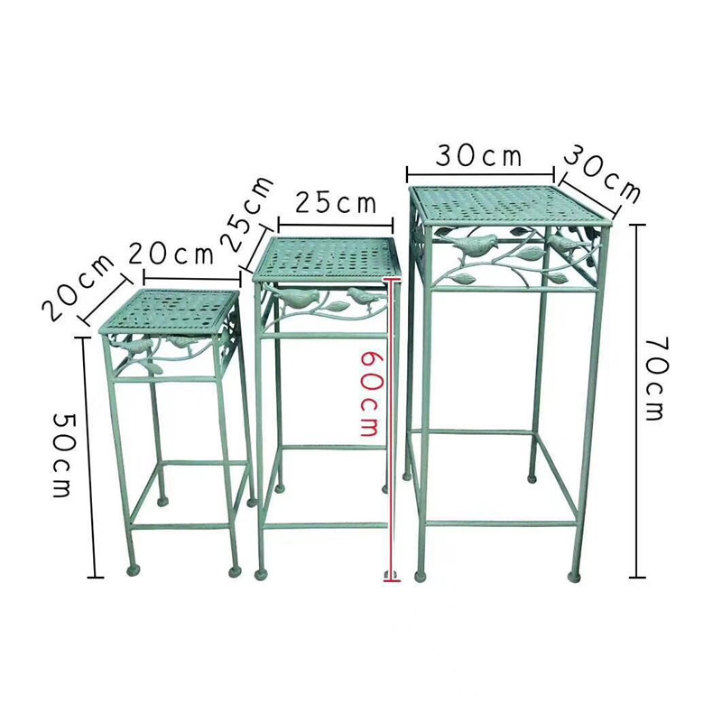 Ensemble carré d'oiseaux, trois supports à fleurs surélevés, vert ancien