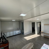 Conception empilable, installation facile, alimentation solaire, résistant au feu, utilisation en villa moderne, maison conteneur extensible de 20 pieds ou 40 pieds