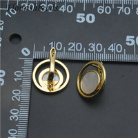 Bonne qualité Double trou forme ronde coquille naturelle or argent placage boucle d'oreille fermoirs pour bijoux balancent boucle d'oreille fabrication