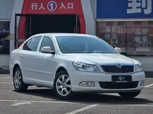 <span class=keywords><strong>Skoda</strong></span> Octavia 2013 1.6L d'<span class=keywords><strong>occasion</strong></span> Édition évasion manuelle Véhicule très bon marché Édition manuelle de Chine - Product Image 2