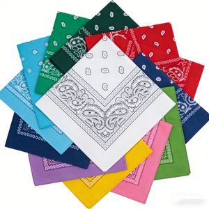 Bandana Paisley Personalizzata con Logo Stampato, <span class=keywords><strong>Fazzoletto</strong></span> Quadrato Vintage Personalizzato per Eventi all'Aperto, Omaggi e Pubblicità in Massa - Product Image 1