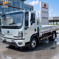 Truk Dump Sin0truk H0W0 Commander Pro 4x2, Truk Bak Terbuka Ringan, Performa Operasional yang Handal dan Lancar