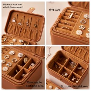 Boîtes de Rangement de <span class=keywords><strong>Bijoux</strong></span> Portables Personnalisées en Gros, Organiseur de Voyage en Velours et Cuir PU avec Logo - Product Image 2