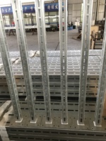 Support modulaire à base soudée – Poteau structurel à profilé standard ASTM pour chemin de câbles et support de tuyaux (coupe disponible)
