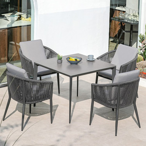 <span class=keywords><strong>Table</strong></span> et chaises de salle à manger d'extérieur en <span class=keywords><strong>aluminium</strong></span> Mobilier de patio et de balcon Ensemble de <span class=keywords><strong>table</strong></span> à manger résistant aux UV - Product Image 3