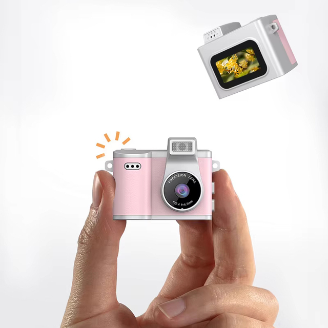 Small Vintage Digital Camera FHD 1080P 0.96-inch Color Screen 1MP CMOS Sensor Flash Recording Compact Photo Camera