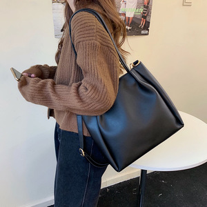 Sac fourre-tout en similicuir noir pour femme, grande capacité, avec poche zippée, sac à bandoulière quotidien, sac bandoulière pour étudiante - Product Image 5