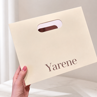 Sacs en papier cadeau personnalisés avec logo privé imprimé, sacs en papier mat pour boutique, petits sacs d'emballage pour bijoux