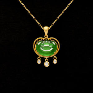 จี้เพชรเพาะเลี้ยงสีเขียวใสเกรดเอ คุณภาพเยี่ยม หยกเขียวมรกตมาจาหยกเกรดเอ แท้ 100% ขายดีที่สุด - Product Image 1