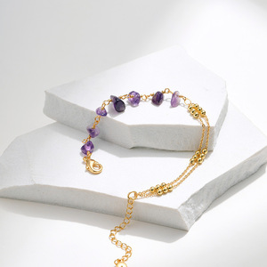 Pulsera de Moda <span class=keywords><strong>con</strong></span> <span class=keywords><strong>Cuentas</strong></span> de Cristal Natural Morado Triturado y <span class=keywords><strong>Pequeñas</strong></span> Bolas Doradas Chapadas en Oro de 18K, Joyería para Mujer - Product Image 1