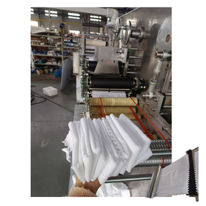 Machine de découpe pliante de serviettes oshibori en microfibre jetables sèches blanches <span class=keywords><strong>pré</strong></span>-roulées pour usine de lingettes humides - Product Image 4