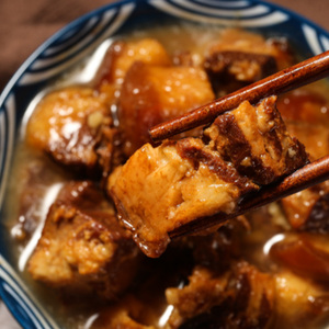 อาหารพร้อมทาน 500 กรัม เนื้อหมูตุ๋นกระป๋อง 50% เนื้อสัตว์ อาหารสำเร็จรูป หมูตุ๋นกระป๋อง - Product Image 3