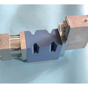   Válvula Servo D634-341C Vertical para Aplicaciones de Maquinaria Industrial - Product Image 3