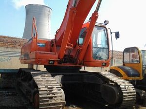 รถขุดตีนตะขาบ Doosan DH500 มือสอง มาตรฐาน CE EPA บุ้งกี๋ 50 ตัน ของแท้จากเกาหลี สภาพดี ปั๊ม Kawasaki เครื่องยนต์ Doosan - Product Image 4