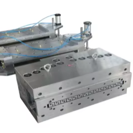 Molde de Acero EKO para Paneles de Puerta WPC, Molde y Calibración con Herramienta de Extrusión de Tanque de Agua - Product Image 4