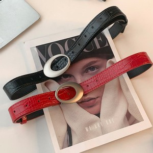 Nuova <span class=keywords><strong>Cintura</strong></span> da <span class=keywords><strong>Donna</strong></span> <span class=keywords><strong>in</strong></span> <span class=keywords><strong>Pelle</strong></span> 2026 Stile Americano Retrò Y2K con Motivo Coccodrillo Rosso, Minimalista di Alta Gamma, Casual <span class=keywords><strong>in</strong></span> Lega, alla Moda e Versatile - Product Image 1