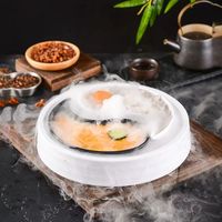 Assiette ronde créative Tai-Chi pour restaurant commercial de hot pot, pour pâtes de crevettes et de poisson, avec effet de fumée de glace sèche