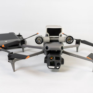 DJI M4E Version Universelle Caméra Grand Angle 4K Professionnelle pour la Conservation de la Faune et la Sécurité - Product Image 5