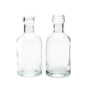 Botella de cristal con tapón de corcho para <span class=keywords><strong>licor</strong></span>, botella de vidrio transparente con diseño clásico de pedernal, de 100ml, venta al por mayor - Product Image 3