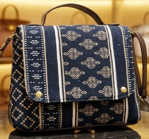 Sac à main ethnique vintage en toile imprimée multicolore fait main avec pompon pour femme - Product Image 1