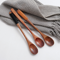 Cuillère en bois faite à la main résistante à la chaleur multifonctionnelle de taille différente pour la cuisine, le café, le sucre et le miel