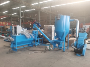 Machine de production d'aliments pour animaux de compagnie, extrudeuse de 2 à 5 tonnes, ligne broyeur à marteaux/moulin à granulés - Product Image 4