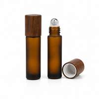 Flacon à bille en verre ambré avec bouchon en bois de noyer noir personnalisé de luxe, 5 ml, 10 ml, pour l'emballage d'huiles essentielles et de soins de la peau