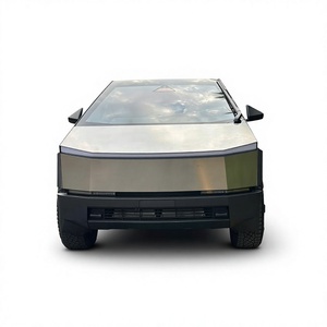 Cybertruck Foundation Series 2024 de Tesla, Camioneta Eléctrica con Faros LED R20, Volante a la Izquierda, Exterior Plateado, Techo Panorámico - Product Image 1