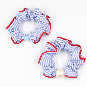 Chouchous élastiques en tissu rayé bleu bords rouges pour femmes et filles retour à l'école accessoires de <span class=keywords><strong>cheveux</strong></span> en gros - Product Image 1