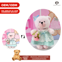 Boneka Teddy ISLAND Global Authorization Rok Renda Hijau Muda dengan Gantungan Pot Bunga Merah Muda