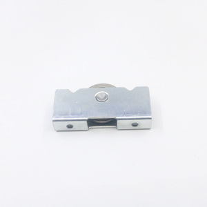 Marco de acero con polea de rodillo de metal de ventana corredera recubierta de zinc - Product Image 1