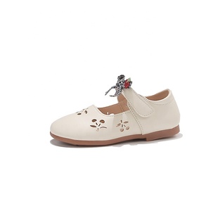รองเท้าหนังเจ้าหญิงแบบมีโบว์เจาะลายเก๋ไก๋สำหรับเด็กผู้หญิงวัยเตาะแตะ สวมใส่สบายในชีวิตประจำวัน - Product Image 5