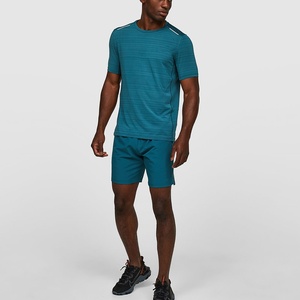 Fabricant de <span class=keywords><strong>vêtements</strong></span>, vente en gros de t-shirts pour hommes, 90% polyester, 10% élasthanne, t-shirts imprimés pour la gym et le fitness pour hommes - Product Image 4