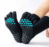 Chaussettes de yoga antidérapantes à cinq doigts pour femmes avec logo personnalisé 2026 – Séparation des orteils pour Pilates, danse et exercices