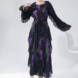 <span class=keywords><strong>2025</strong></span> Mới Nhất Cổ Điển Hoa Cascading Ruffle In Pleated Ăn Mặc Phụ Nữ Miễn Phí Kích Thước Midi Chiều Dài Vành Đai Thanh Lịch Ăn Mặc Đặt Hàng Mô Hình - Product Image 4