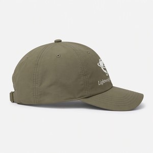 Casquette de baseball en nylon à 6 panneaux en tissu maillé, sérigraphiée avec logo personnalisé, imperméable, séchage rapide, boucle en cuivre doré, vente en gros - Product Image 3